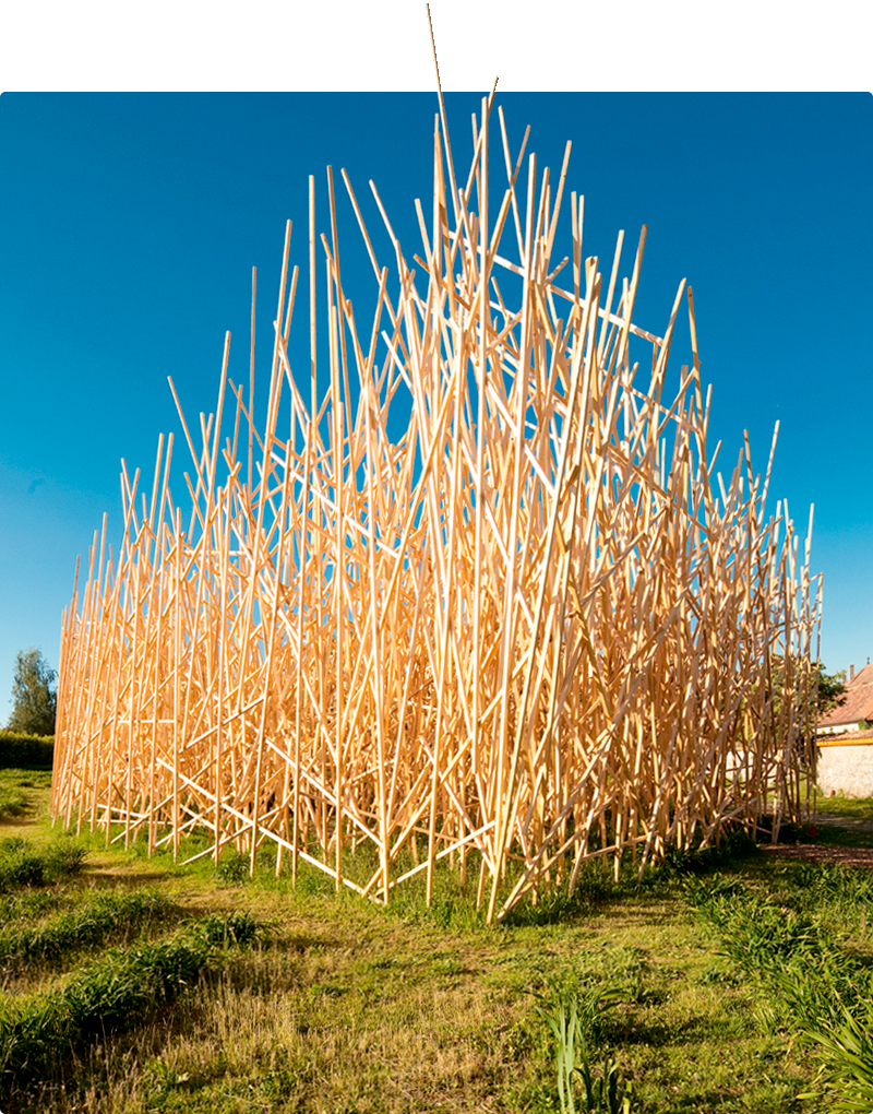 Oeuvre de Mireille Fulpius s'appelant Paradigme, réalisée en bois.